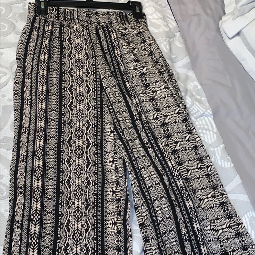 Straight legged palazzo pants/elastic band